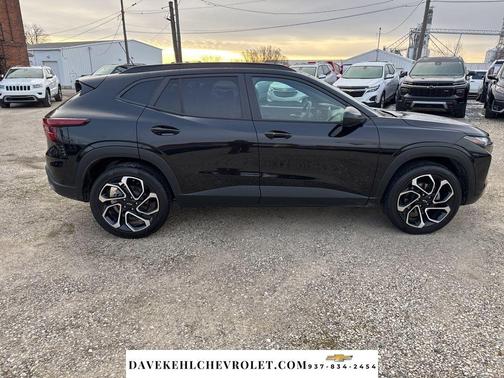 2025 Chevrolet Trax FWD 2RS