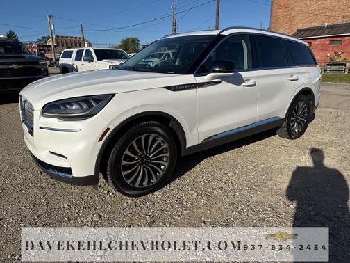 2022 Lincoln Aviator Standard AWD