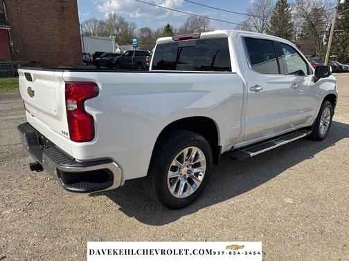 Iridescent Pearl Tricoat 2022 Chevrolet Silverado 1500 Limited LTZ