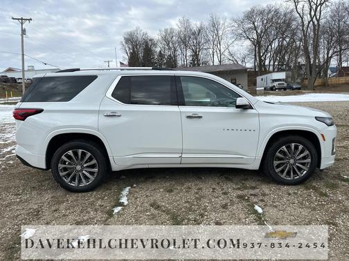 2023 Chevrolet Traverse Premier