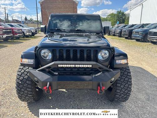 Black Clearcoat 2021 Jeep Gladiator Sport S