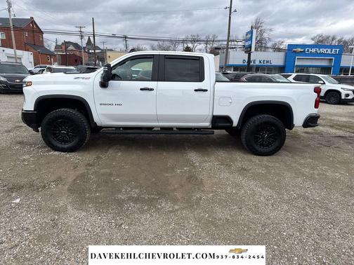 2024 Chevrolet Silverado 2500 4WD Crew Cab Standard Bed ZR2