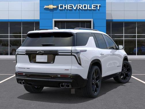 Polar White Tricoat 2026 Chevrolet Traverse RS