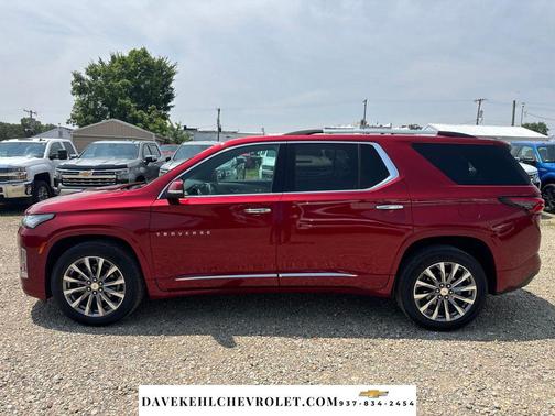 Cherry Red Tintcoat 2022 Chevrolet Traverse Premier