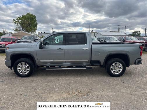 Sterling Gray Metallic 2025 Chevrolet Silverado 2500 High Country