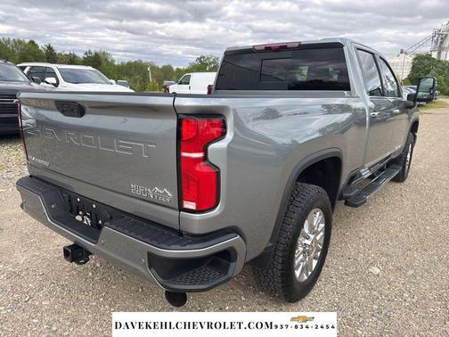 Sterling Gray Metallic 2025 Chevrolet Silverado 2500 High Country