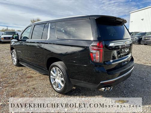 2024 Chevrolet Suburban 4WD High Country