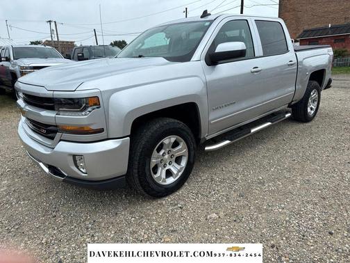 Silver Ice Metallic 2018 Chevrolet Silverado 1500 2LT