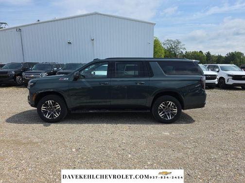 Cypress Gray 2026 Chevrolet Suburban Z71, 4WD