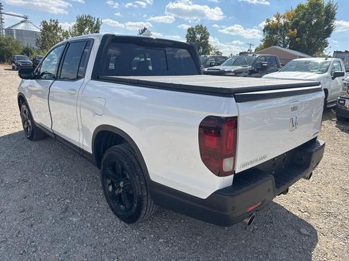 2023 Honda Ridgeline Black