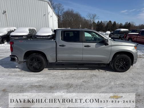 2024 Chevrolet Silverado 1500 Custom