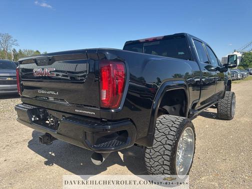 2023 GMC Sierra 2500 Denali