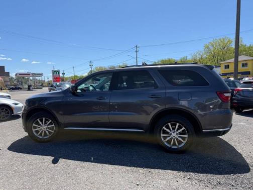 Granite Metallic 2018 Dodge Durango SXT