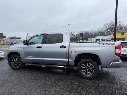 2016 Toyota Tundra SR5