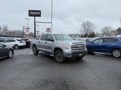 2016 Toyota Tundra SR5