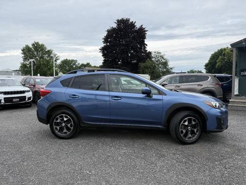 Quartz Blue Pearl 2018 Subaru Crosstrek 2.0i Premium