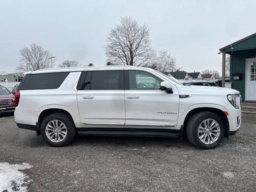 Summit White 2021 GMC Yukon XL SLT