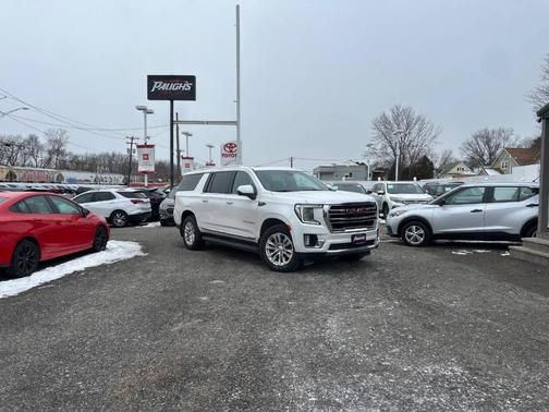Summit White 2021 GMC Yukon XL SLT