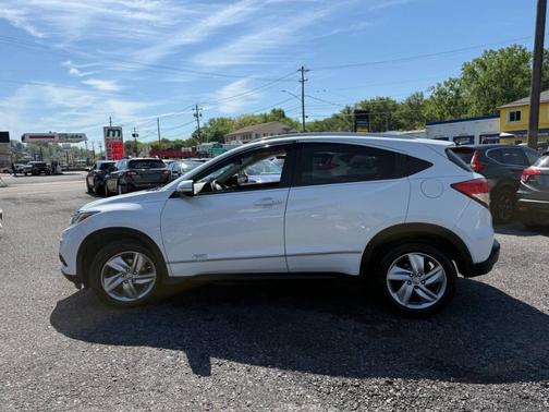 Platinum White Pearl 2019 Honda HR-V EX