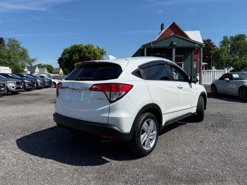 Platinum White Pearl 2019 Honda HR-V EX