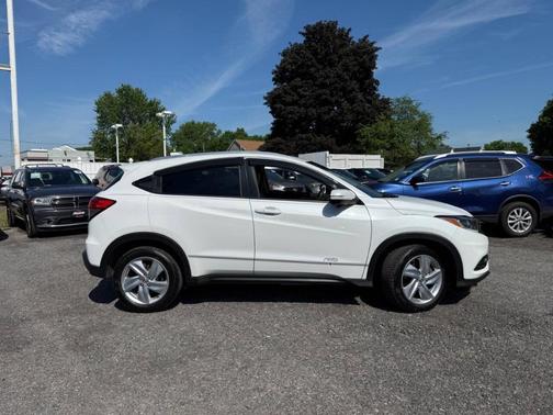 Platinum White Pearl 2019 Honda HR-V EX