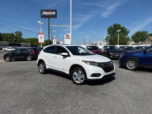 Platinum White Pearl 2019 Honda HR-V EX