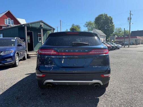 Midnight Sapphire Blue Metallic 2017 Lincoln MKC Reserve