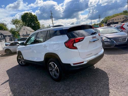 White Frost Tri-Coat 2020 GMC Terrain SLT