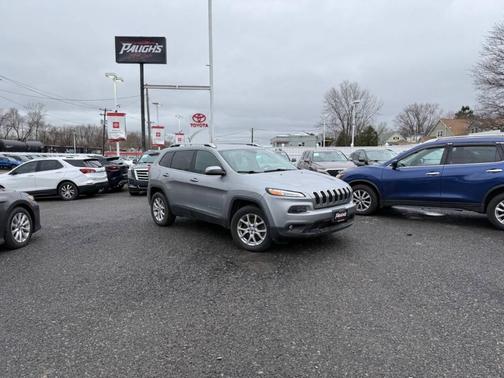 Billet Silver Clearcoat Metallic 2015 Jeep Cherokee Latitude