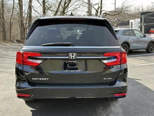 2022 Honda Odyssey Elite