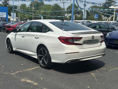 2022 Honda Accord Sport SE