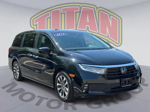Crystal Black Pearl 2024 Honda Odyssey