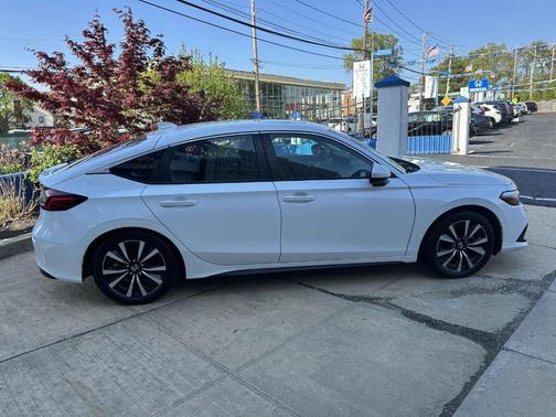 2022 Honda Civic EX-L