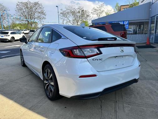 2022 Honda Civic EX-L