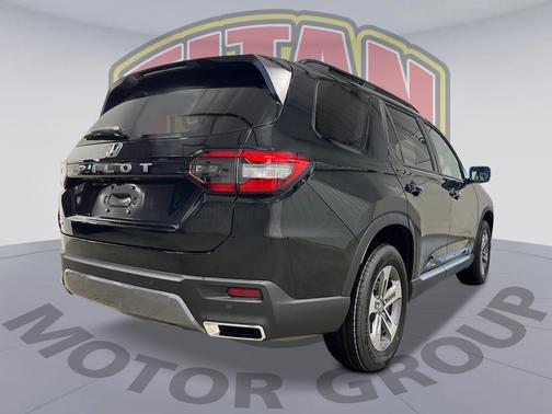 CRYSTAL BLACK 2026 Honda Pilot EX-L