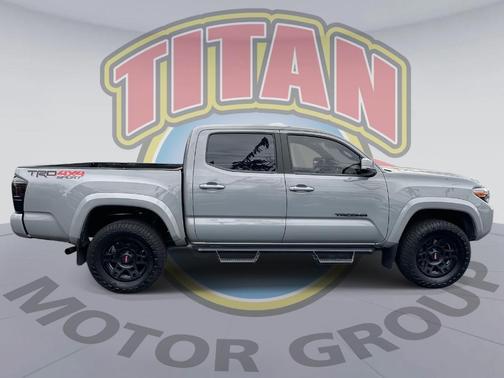 2020 Toyota Tacoma TRD Sport