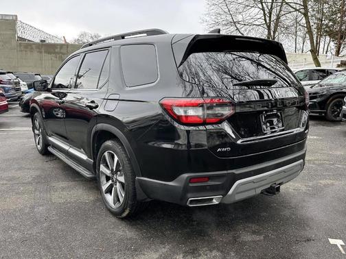 2023 Honda Pilot Elite