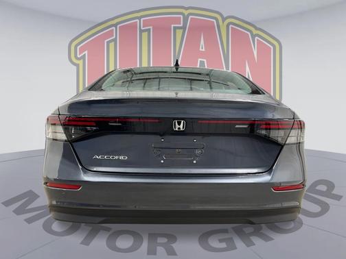 Meteorite Gray Metallic 2026 Honda Accord SE