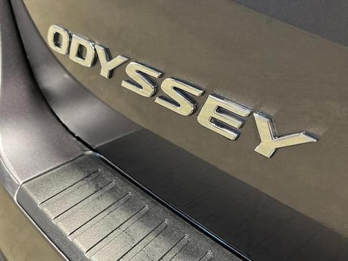 Modern Steel Metallic 2027 Honda Odyssey EX-L