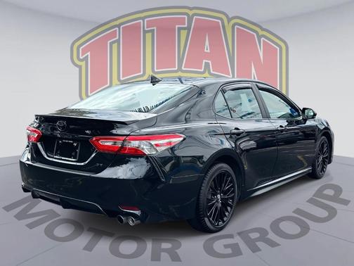 2019 Toyota Camry SE