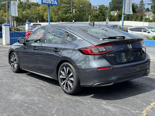 2022 Honda Civic EX-L
