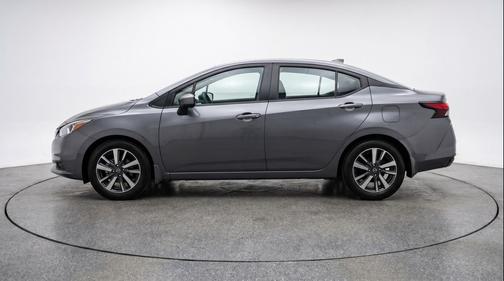 Gun Metallic 2025 Nissan Versa 1.6 SV