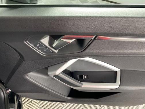 2022 Audi Q3 45 S line Premium