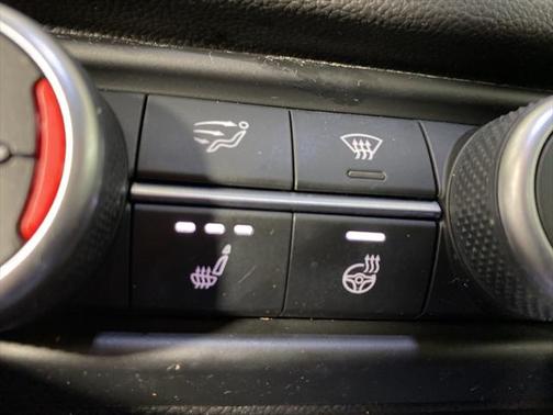 2019 Alfa Romeo Giulia Base