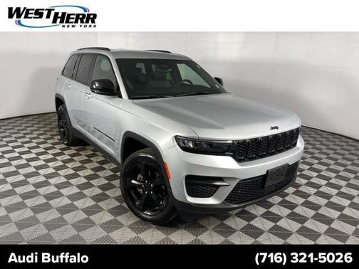2022 Jeep Grand Cherokee Altitude