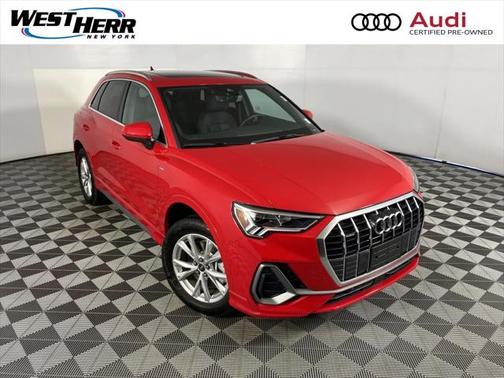2025 Audi Q3 Premium 45 TFSI S line quattro Tiptronic