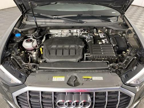 2022 Audi Q3 40 Premium