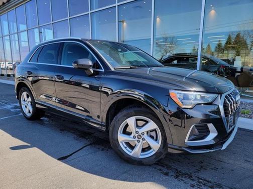 2022 Audi Q3 40 Premium