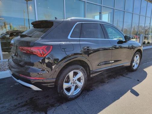 2022 Audi Q3 40 Premium