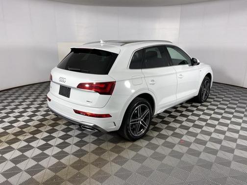 2025 Audi Q5 55 S line Premium Plus